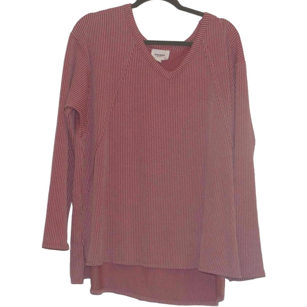 Andrée by Unit Women's Long Sleeve V-Neck Top